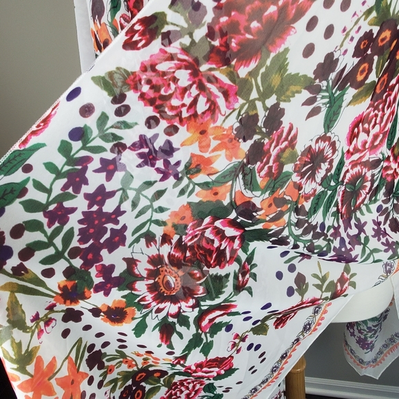 Floral Kimono Style Top / Cover Up - Picture 5 of 8